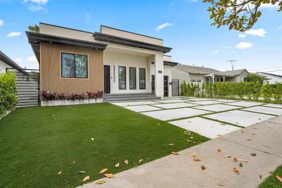 The Valley Nest w/Backyard,Gameroom & More - Image 1