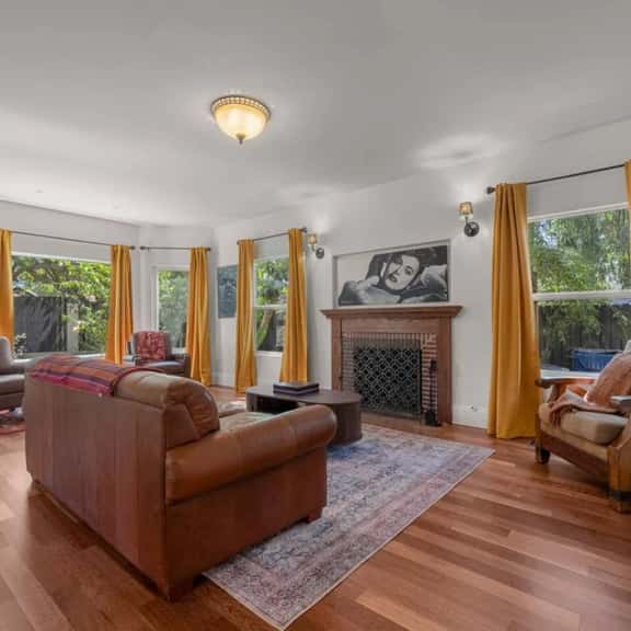 Ape' Gedara - (අපේ ගෙදර) - Our House near LAX - Image 1