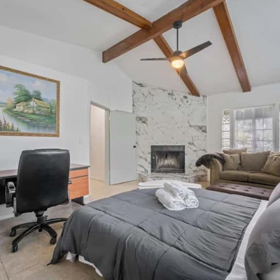 ৎ୭Bright & Gorgeous Canoga Park Guesthouseৎ୭ - Image 1
