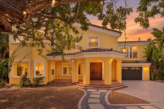 Ape' Gedara - (අපේ ගෙදර) - Our House near LAX - Image 5