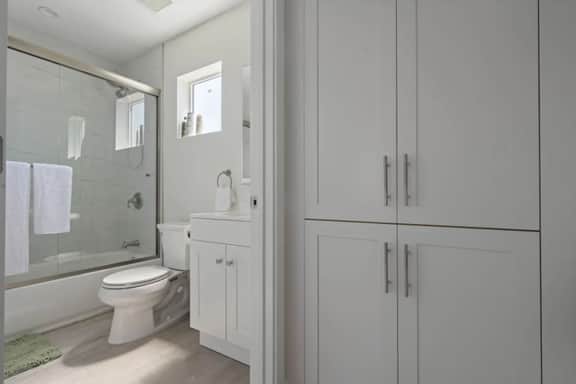 ৎ୭Prime new beautiful studio in burbankৎ୭w/ 2 beds - Image 4